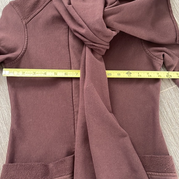 Beyond Yoga Chocolate Brown Swestshirt with Scarf button up jacket XS EUC - Picture 14 of 14